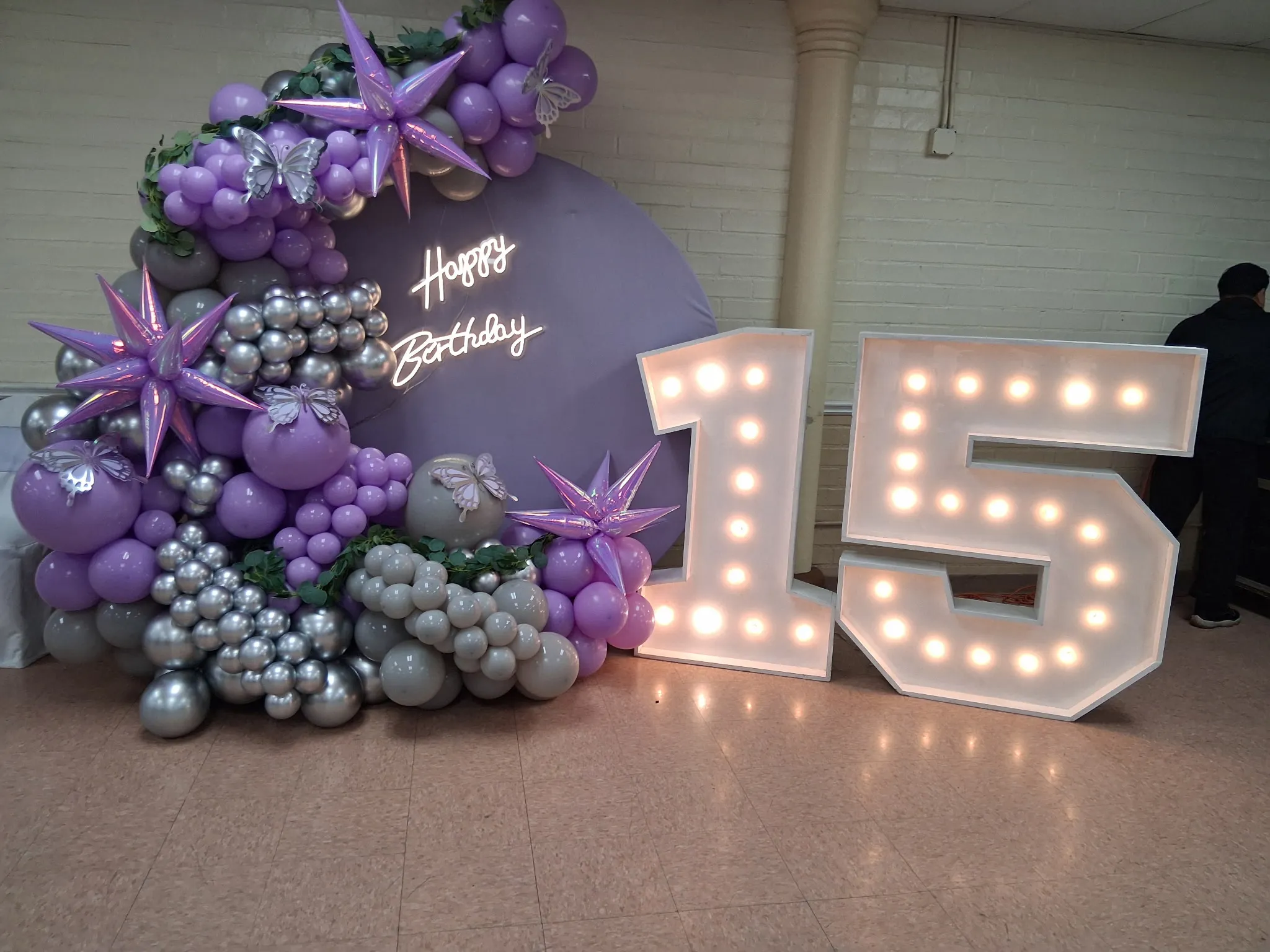 15th birthday balloon decoration